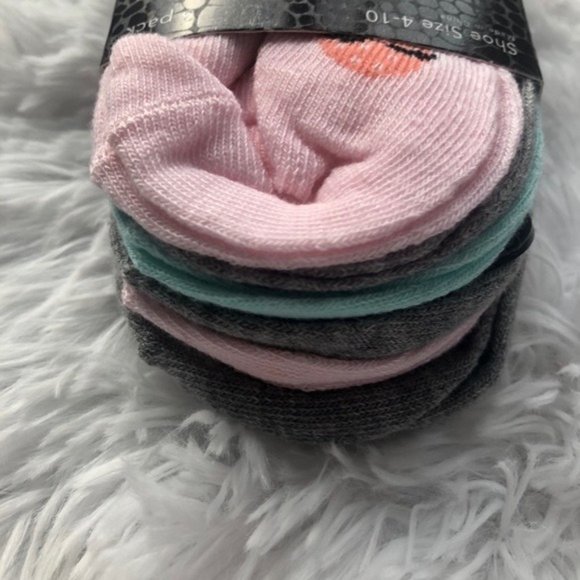 NWT STRAWBERRY GRAY TEAL AMD PINK  6 PACK NO SHOW SOCKS - Picture 5 of 9
